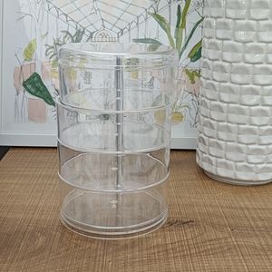 4 compartment acrylic organizer
